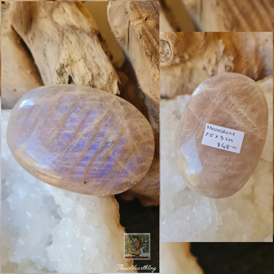 Moonstone Palmstone 116g