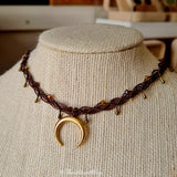 Half Moon Choker Dark Mocca