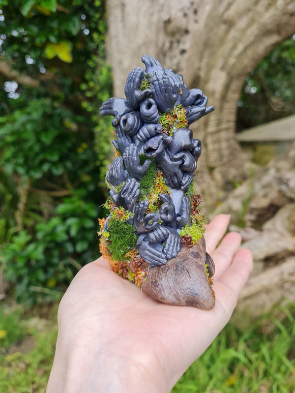 The Helping Hands .. mini